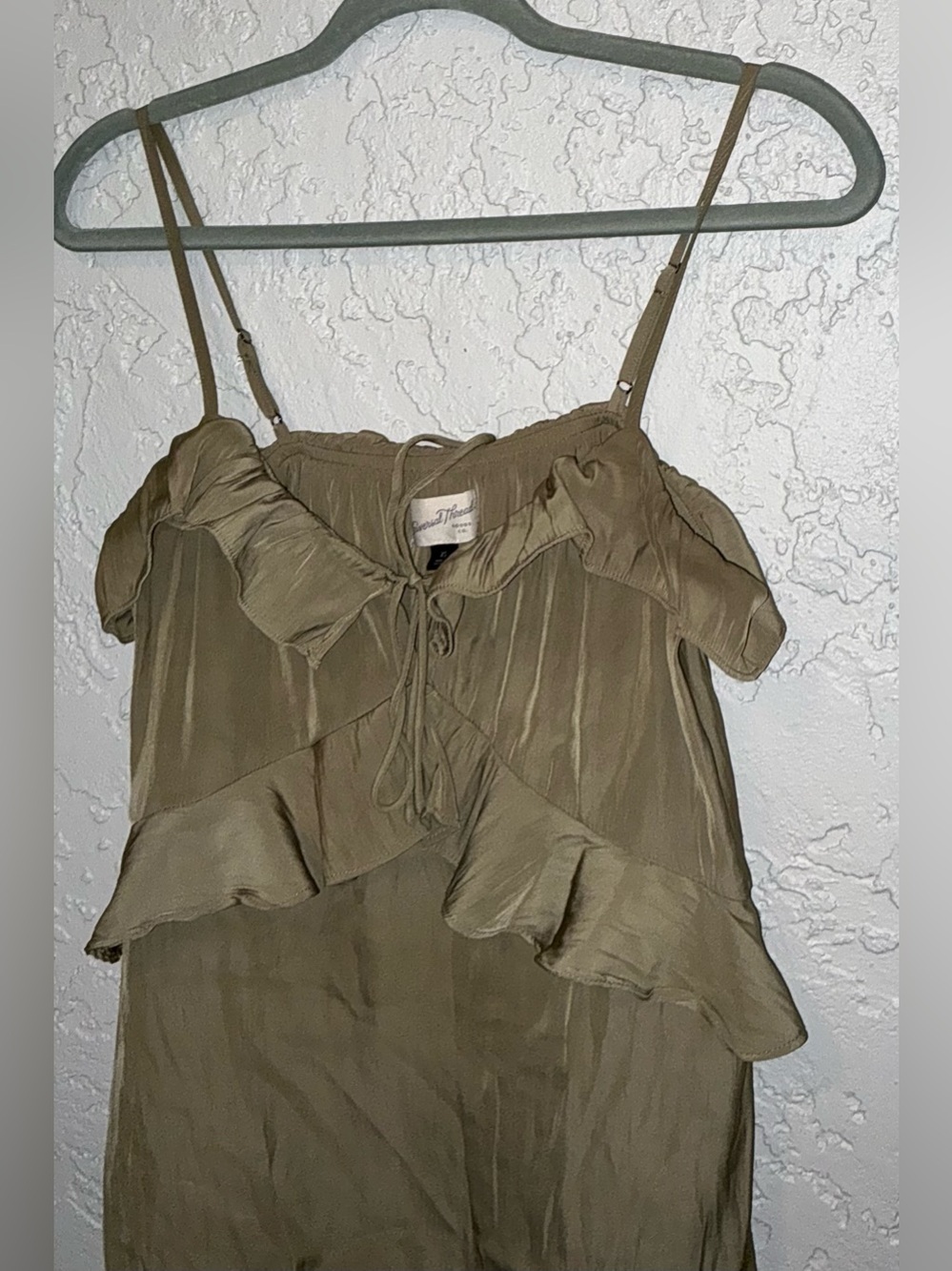 Universal Thread Green Ruffle Tie-Front Cami - Picture 3 of 6
